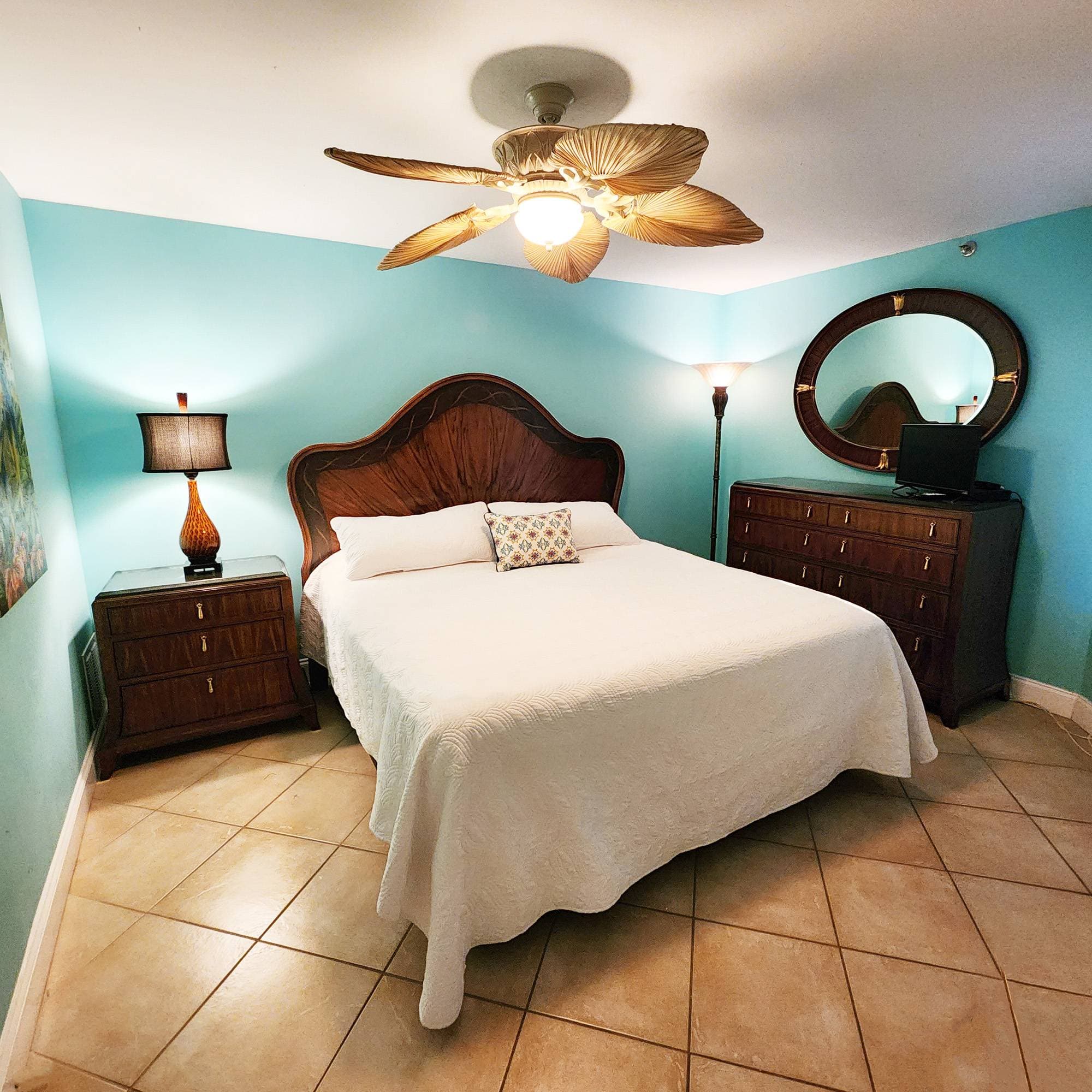 Master bedroom with King Size bed and ensuite bath.
